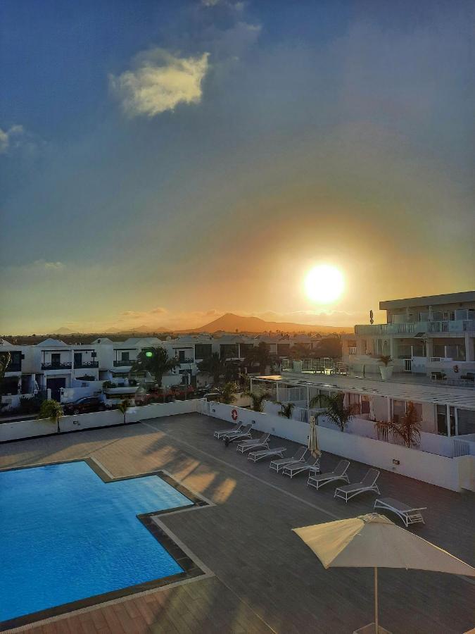 Homeforguest Sunset Senator With Pool And Terrace In Коста-Тегісе Екстер'єр фото